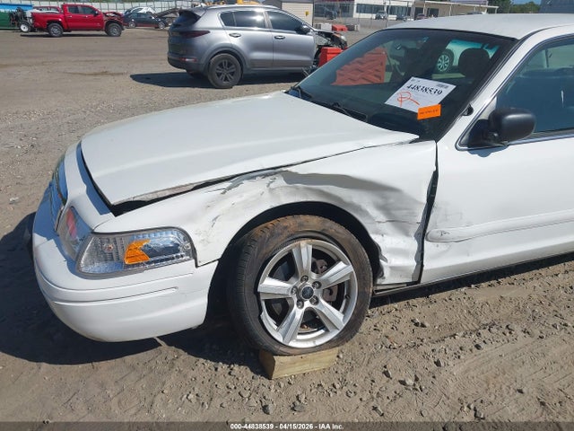 Ford Crown Victoria Police
