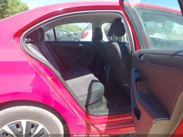 Volkswagen Jetta 2.0l S