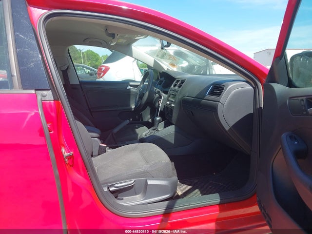 Volkswagen Jetta 2.0l S