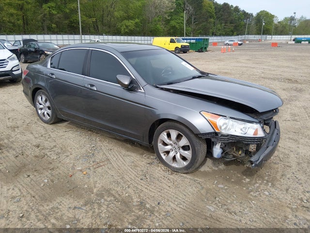 Salvage Honda Accord Image