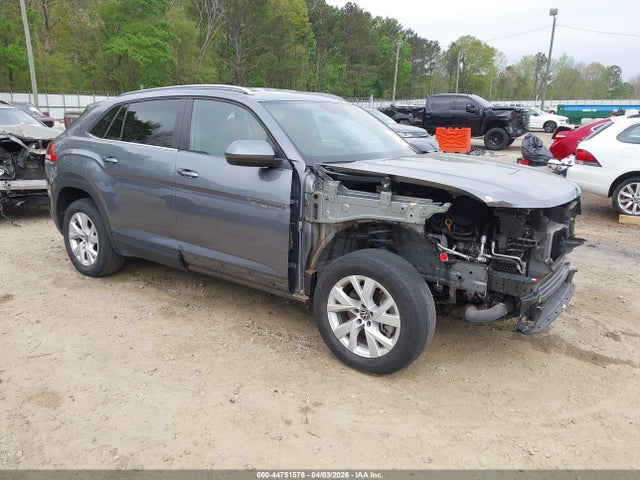 Salvage Volkswagen Atlas Image