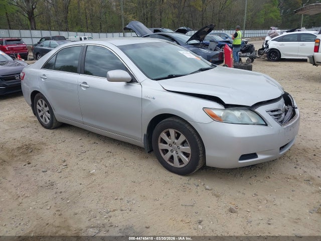 Salvage Toyota Camry Image