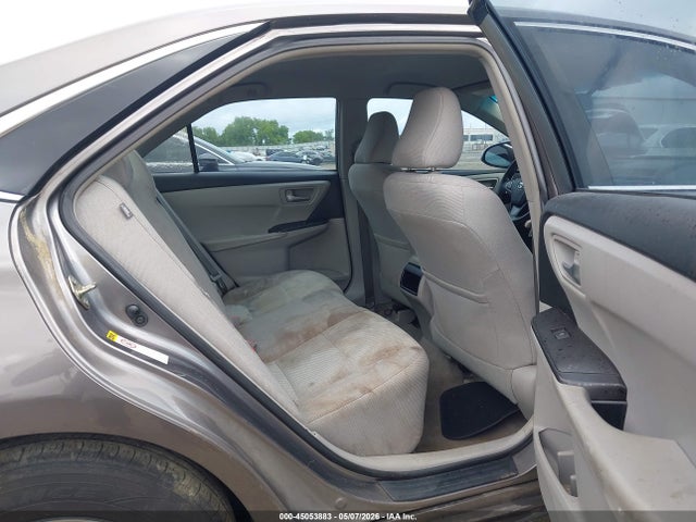 Toyota Camry Le