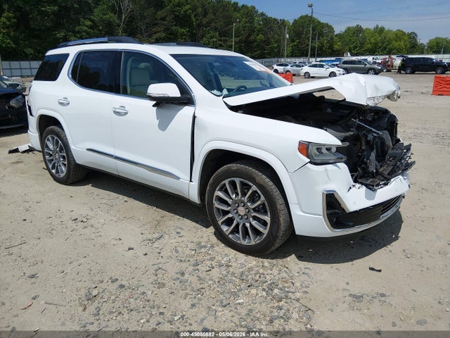 Salvage GMC Acadia Image
