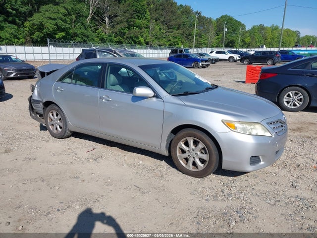 Salvage Toyota Camry Image
