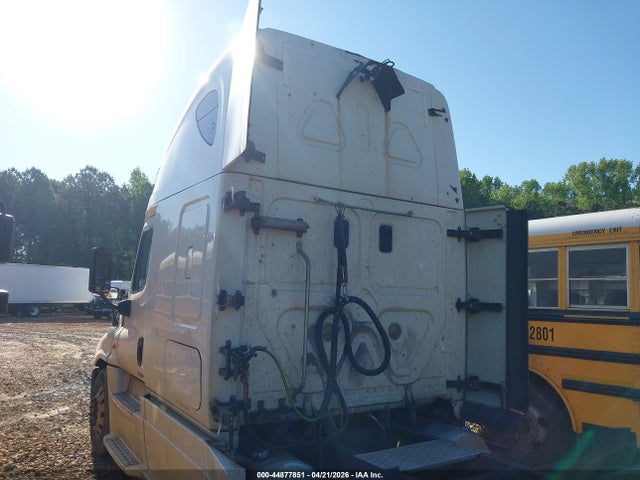 Freightliner Cascadia 125