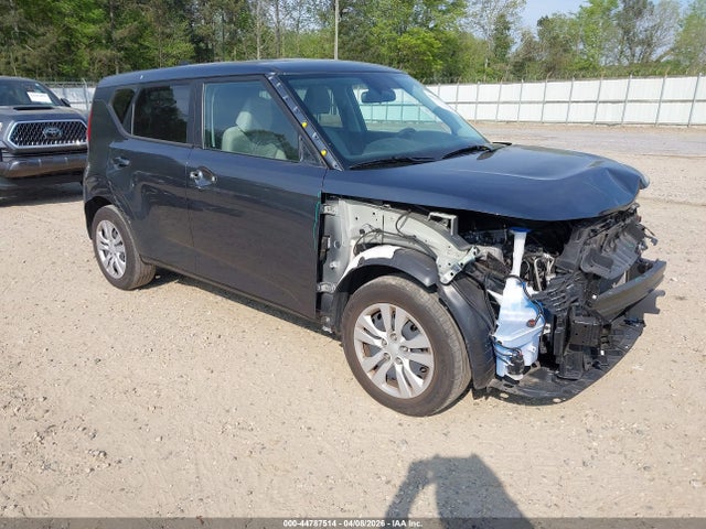 Salvage Kia Soul Image