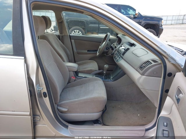 Toyota Camry Std