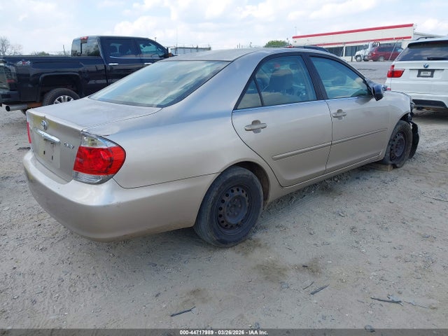 Toyota Camry Std