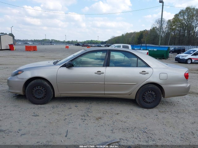 Toyota Camry Std