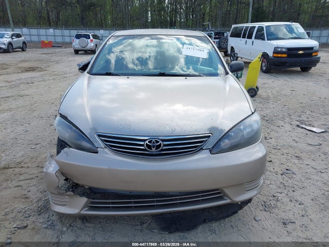 Toyota Camry Std