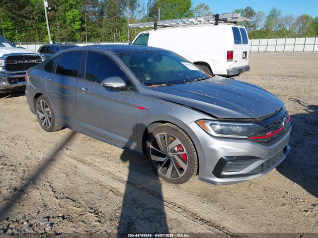 Salvage Volkswagen Jetta Image