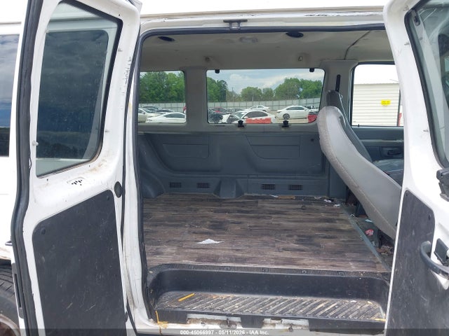 Ford E-350