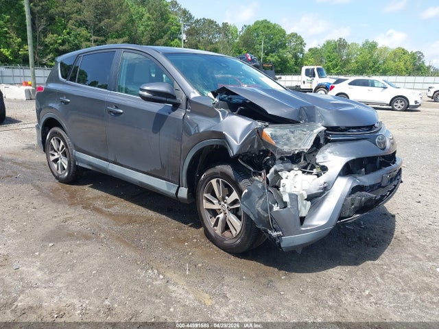 Salvage Toyota RAV4 Image