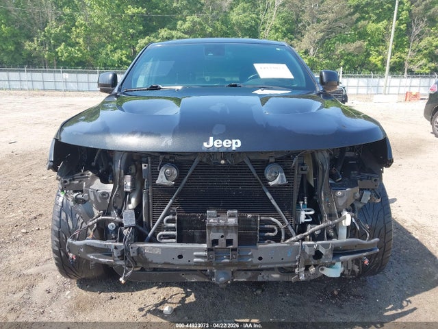 Jeep Grand Cherokee Srt8