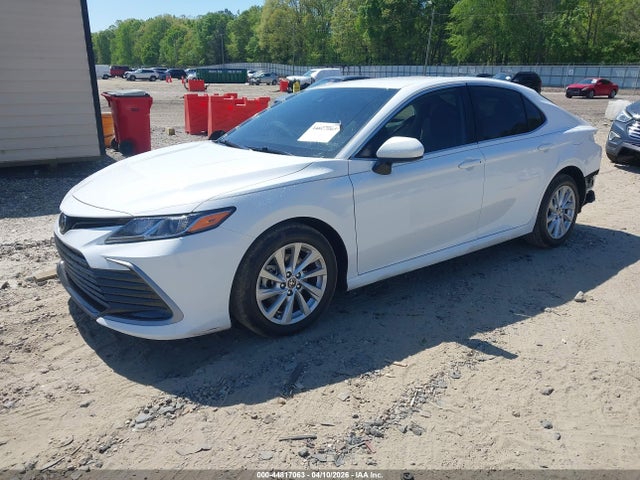 Toyota Camry Le