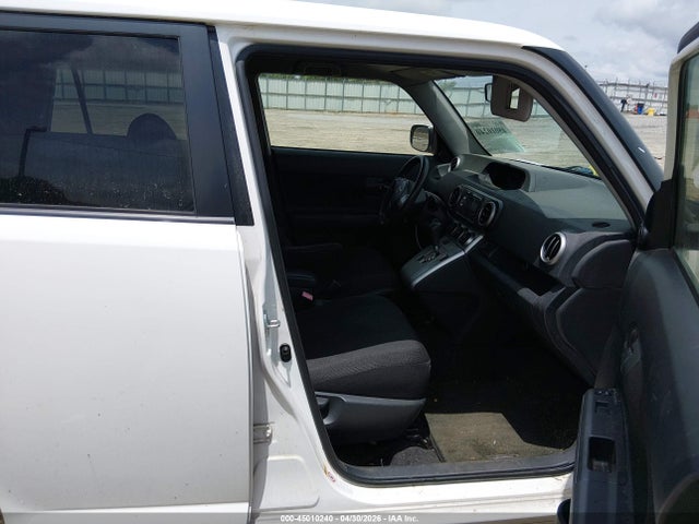 Scion xB