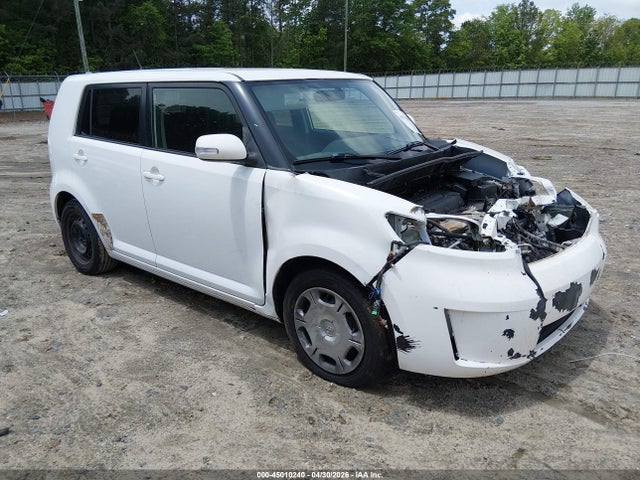 Salvage Scion xB Image