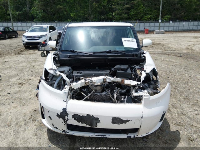 Scion xB