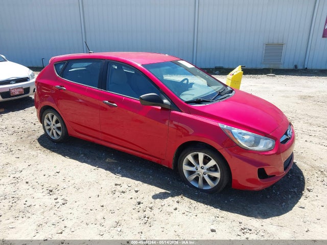 Salvage Hyundai ACCENT Image