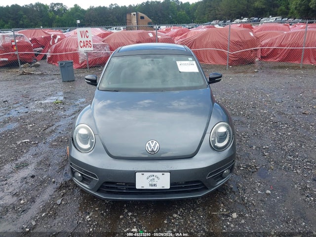 Volkswagen Beetle R-line