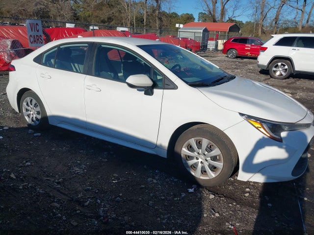 Salvage Toyota Corolla Image