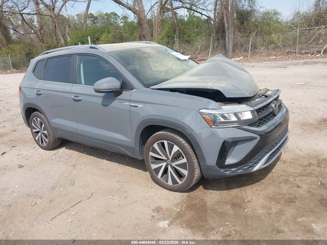 Salvage Volkswagen Taos Image