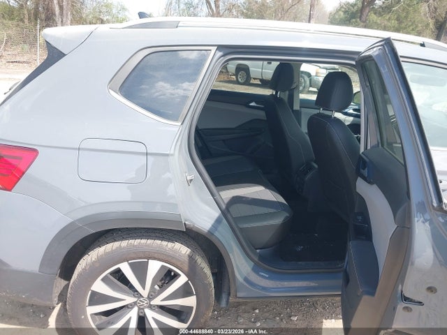Volkswagen Taos 1.5t Se