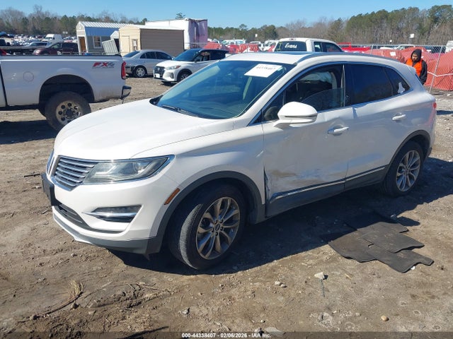 Lincoln MKC Select