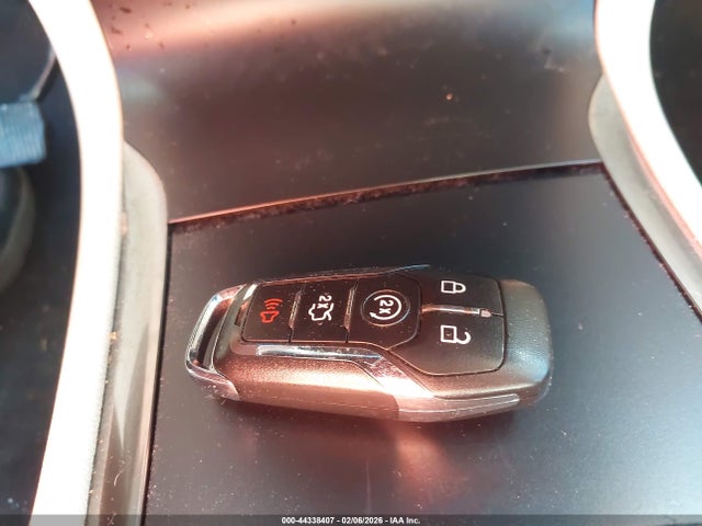Lincoln MKC Select