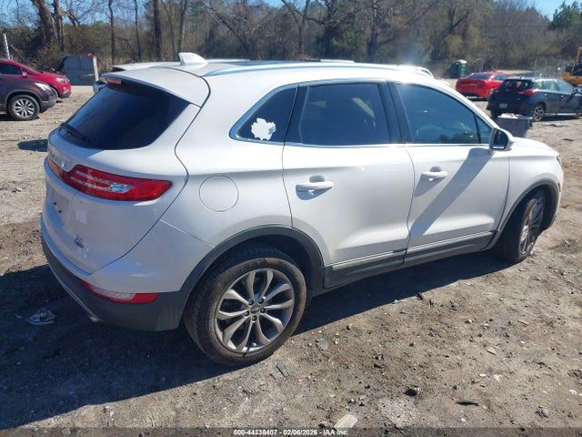 Lincoln MKC Select