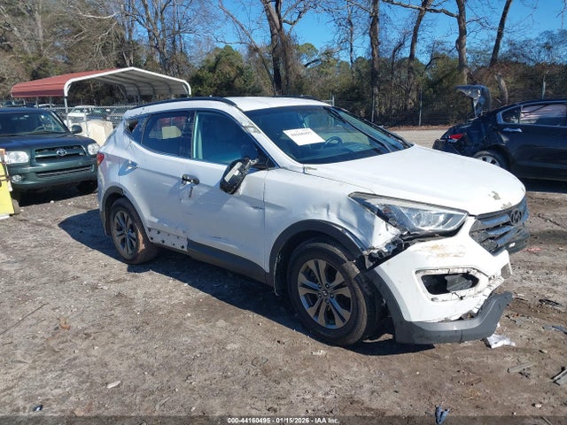 Salvage Hyundai SANTA FE Image
