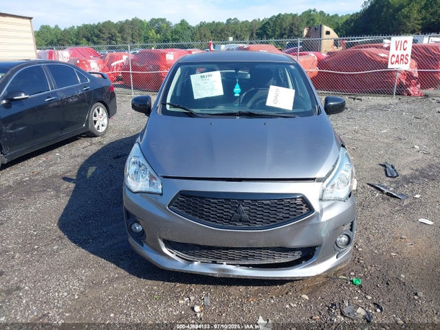 Mitsubishi Mirage Le