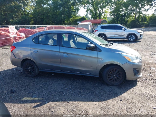 Mitsubishi Mirage Le