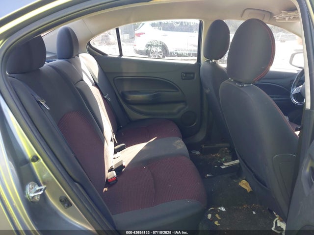 Mitsubishi Mirage Le