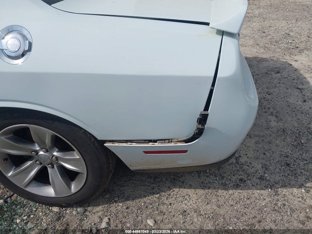 Dodge Challenger Sxt