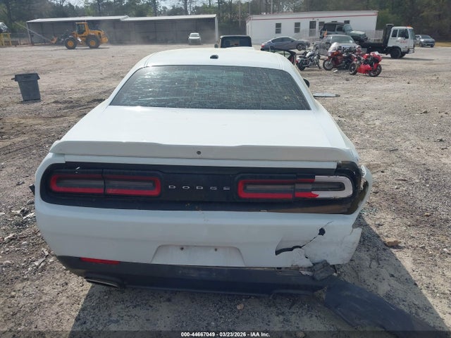 Dodge Challenger Sxt