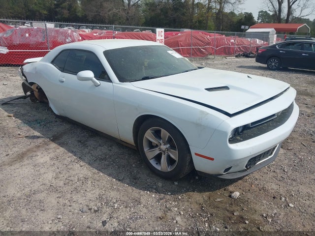 Salvage Dodge Challenger Image