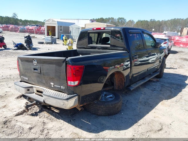 Nissan Titan Sv