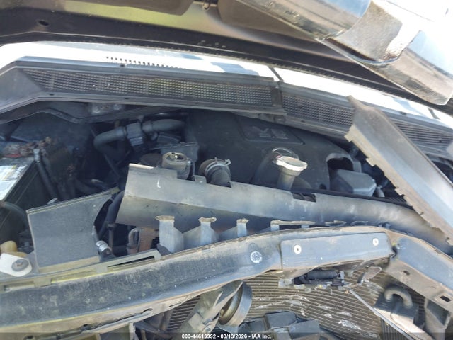 Nissan Titan Sv
