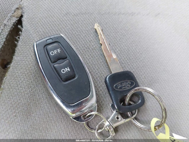 Ford E-250 Commercial
