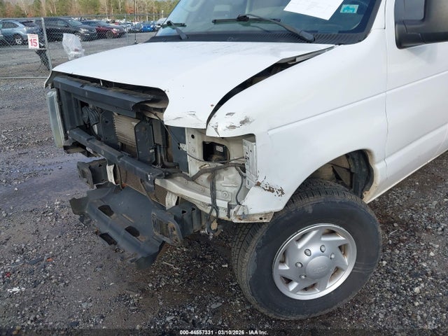 Ford E-250 Commercial