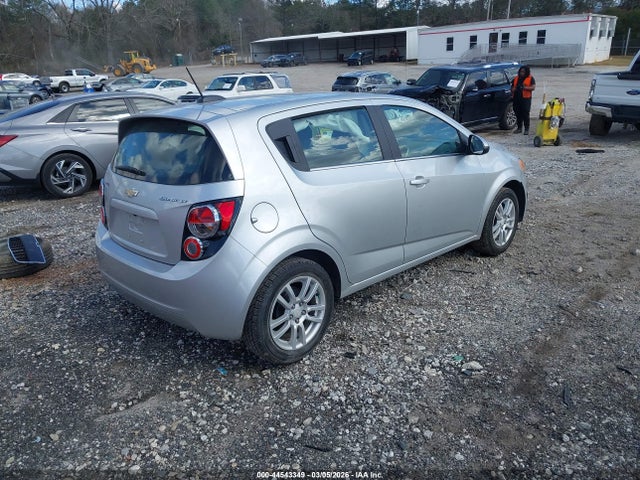 Chevrolet Sonic Lt Auto