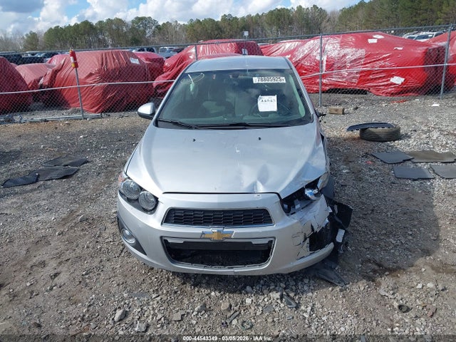 Chevrolet Sonic Lt Auto