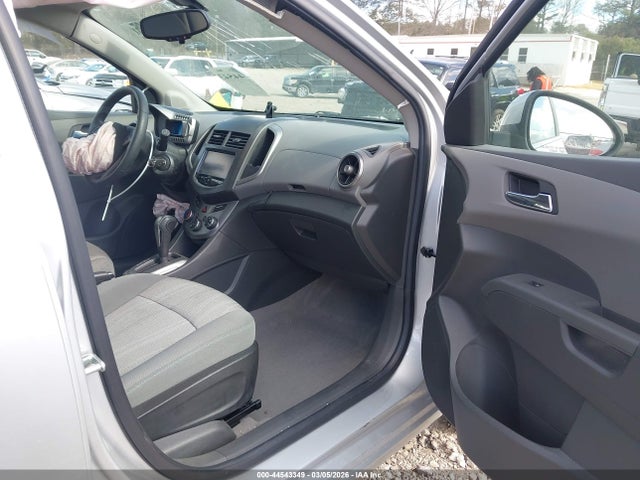 Chevrolet Sonic Lt Auto