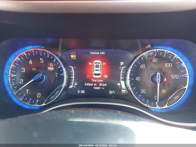 Chrysler Pacifica Touring