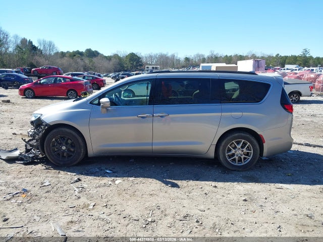 Chrysler Pacifica Touring