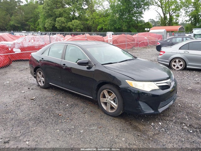 Salvage Toyota Camry Image