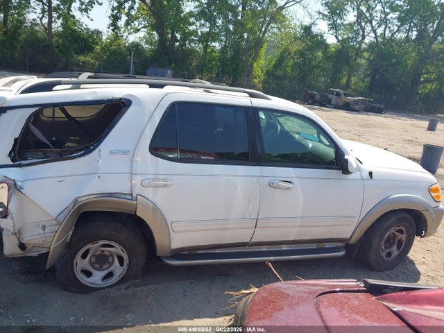 Toyota Sequoia Sr5 V8