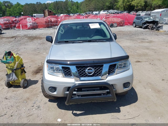 Nissan Frontier Sv